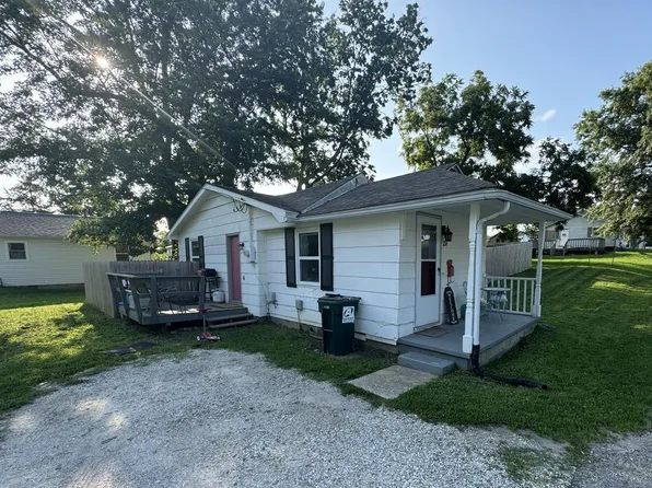 1214 S Wabash St, Kirksville, MO 63501