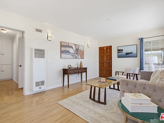 5th image of 1834 9th St APT 5