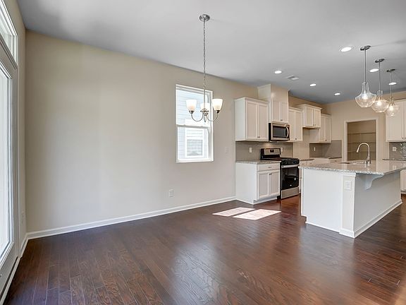 Photo representation of the Crosby plan. Colors, finishes and options will vary.