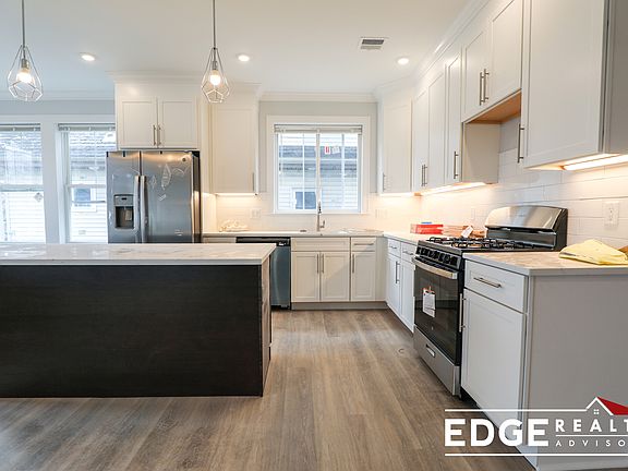 2nd image of 100 Brooks St #2A