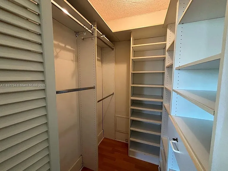 825 Brickell Bay Dr #847 — Photo 18