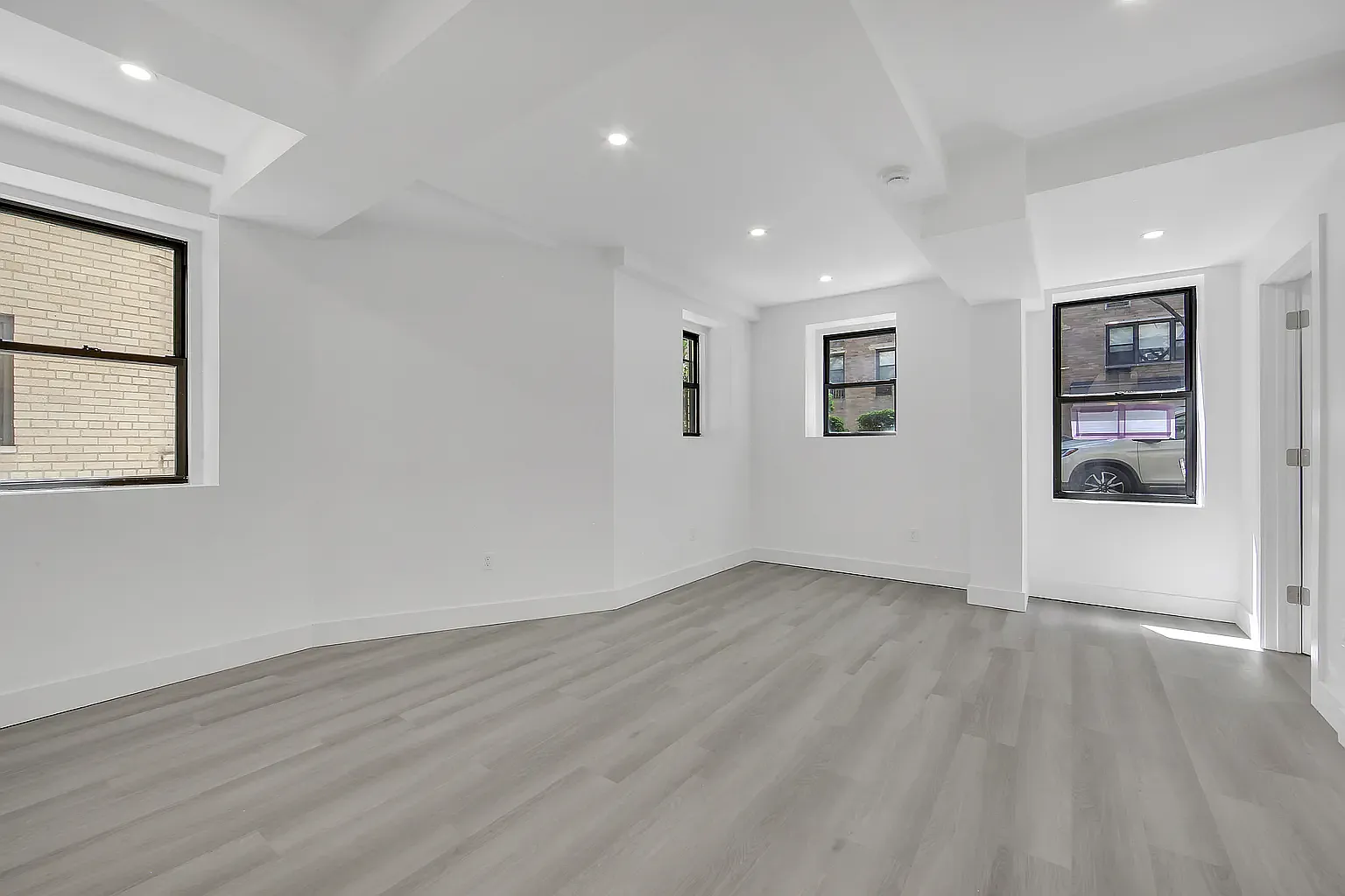 157 East 18th Street — Photo 3