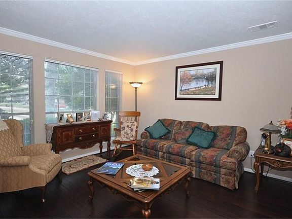 3rd image of 13931 Fairwood Springs Dr