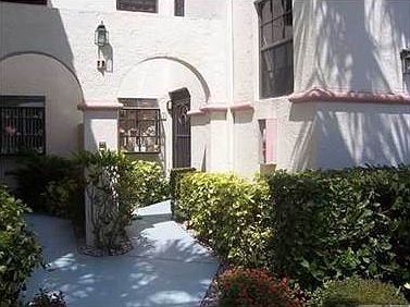 2nd image of 5136 Floria Dr APT A