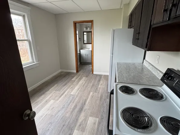 301 E Voris St #A, Akron, OH 44311