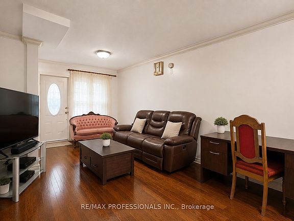 2nd image of 166 Caledonia Rd