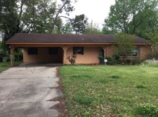 1241 Waxhaw Dr, Greenville, MS 38703