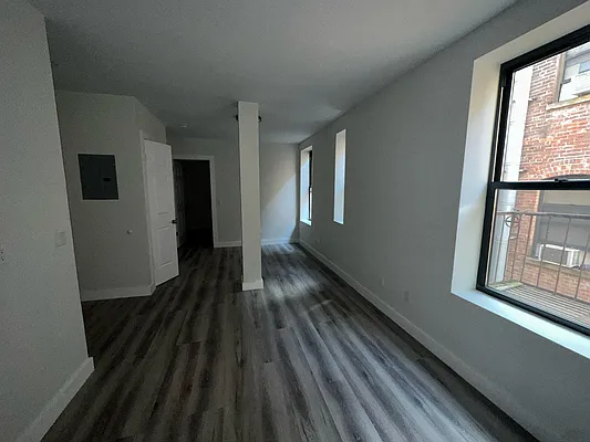 Rented by Living New York | media 2