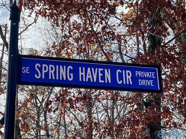 5 Spring Haven Cir SE, Huntsville, AL 35803