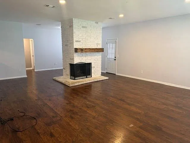 3311 Autumn Bridge Ln — Photo 3