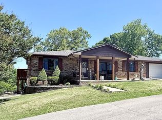 1301 Crestview, Doniphan, MO 63935