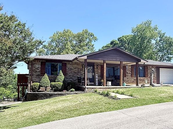 1301 Crestview