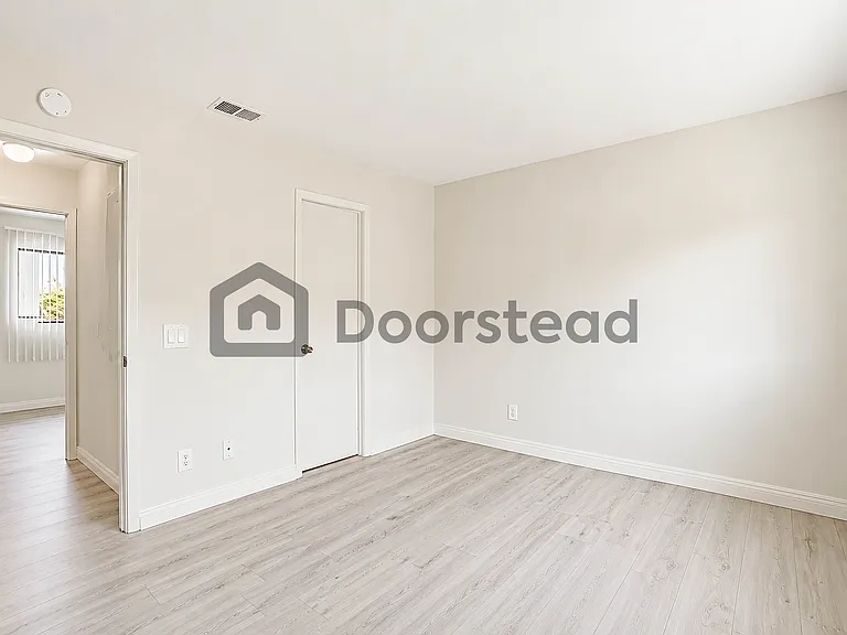 3104 Jaguar Way #B — Photo 22