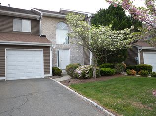 30 Castle Ridge Dr #98, East Hanover, NJ 07936