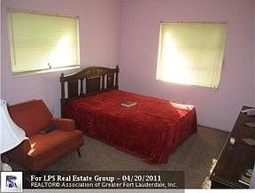 4th image of 2190 NW 33rd Ave