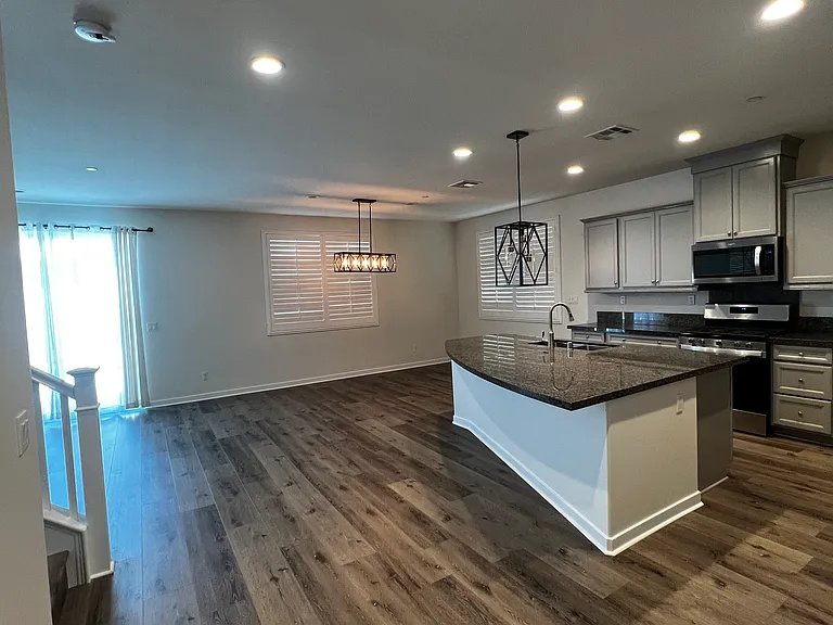 29129 Carrotwood — Photo 14