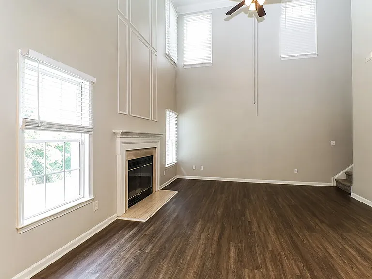 10421 Henbane Ct — Photo 10