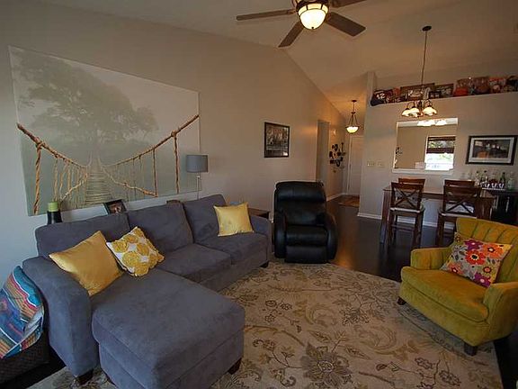 2nd image of 8224 Twin River Dr