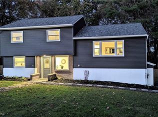 1 Cardinal Dr, Poughkeepsie, NY 12601