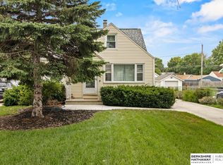 5627 Frances St, Omaha, NE 68106
