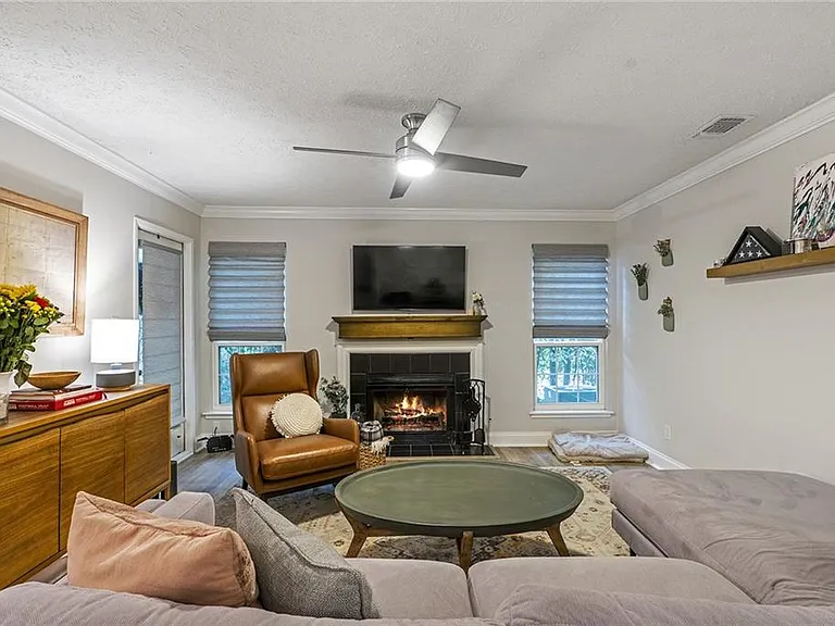 6800 Glenridge Dr #6820A — Photo 5