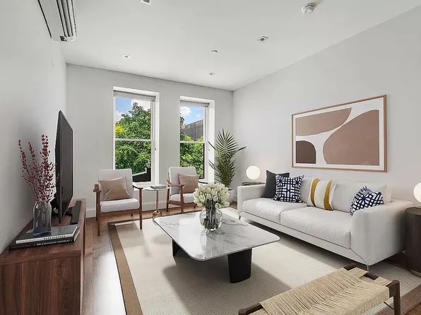 92 Morningside Avenue image 1 of 12