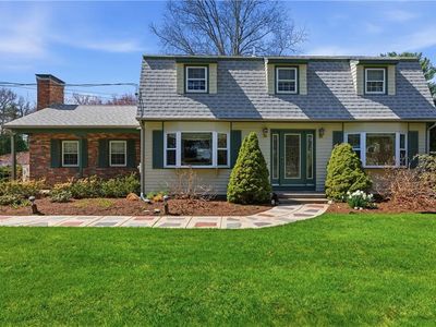 1 Thomas Dr, Cumberland, RI, 02864