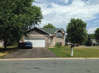 350 Evergreen St E, Belle Plaine, MN 56011