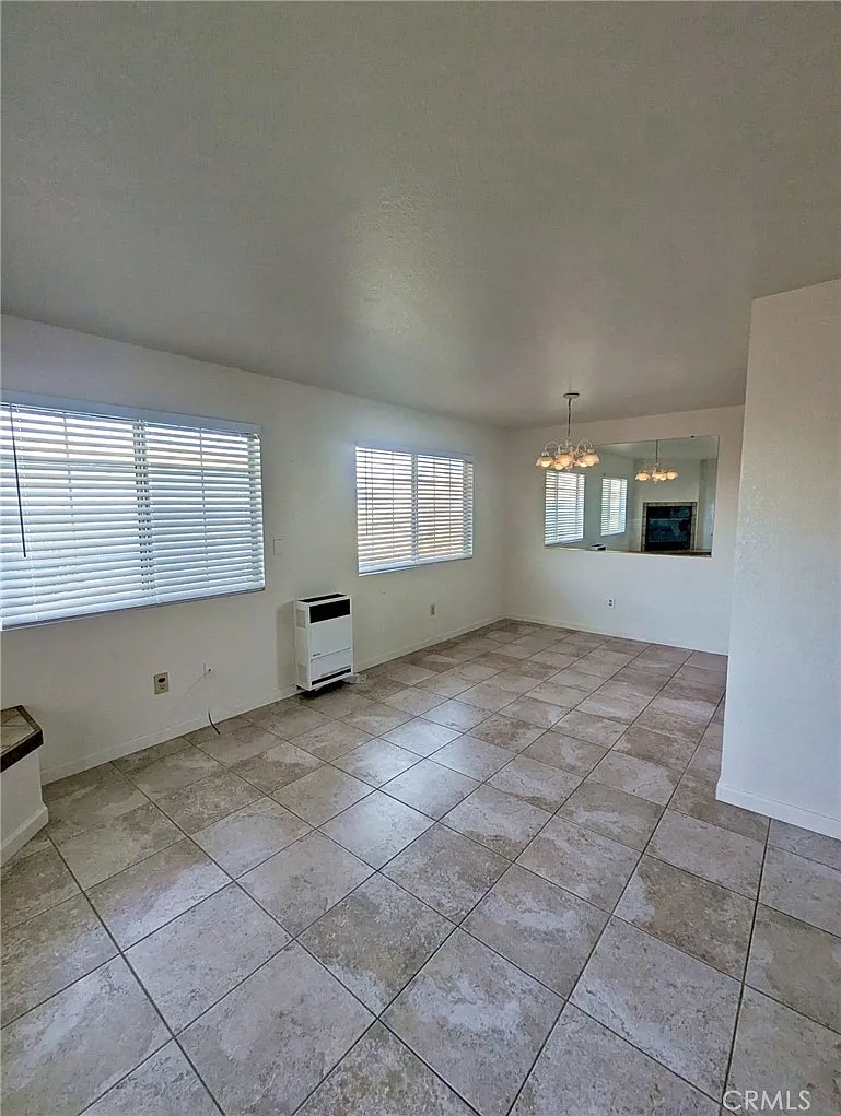 1 bed, 560 sqft, $2,100 — Photo 4