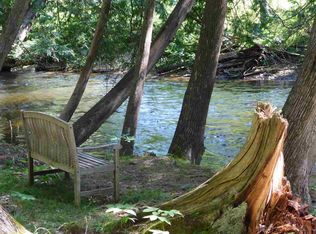 8906 White Rd, Indian River, MI 49749