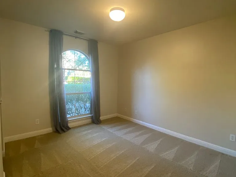 1813 Val Verde — Photo 9