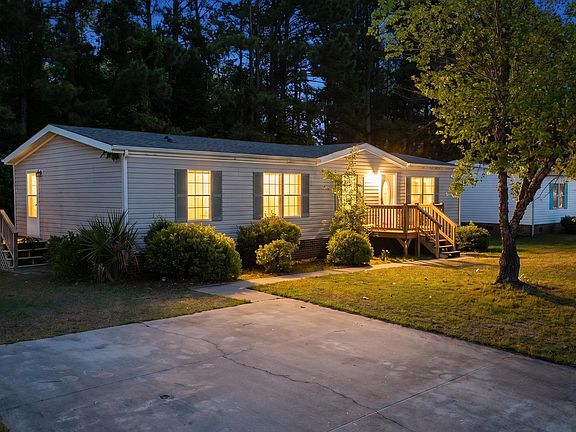 2nd image of 342 Misty Breeze Ln.