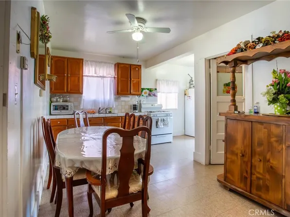 2915 Cudahy St, Huntington Park, CA 90255