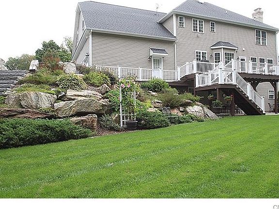 4th image of 22 Balsam Cir