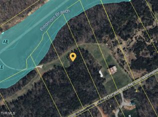 1580 Dumplin Valley Rd, Dandridge, TN 37725
