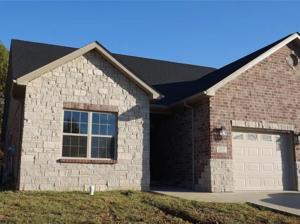 2037 Ravenel, Swansea, IL 62226