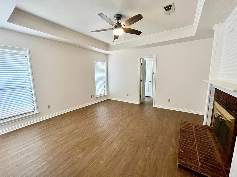 6105 Paradise Dr — Photo 14
