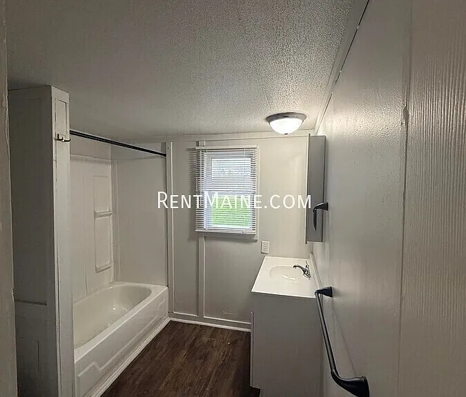 54 Pond Rd — Photo 12