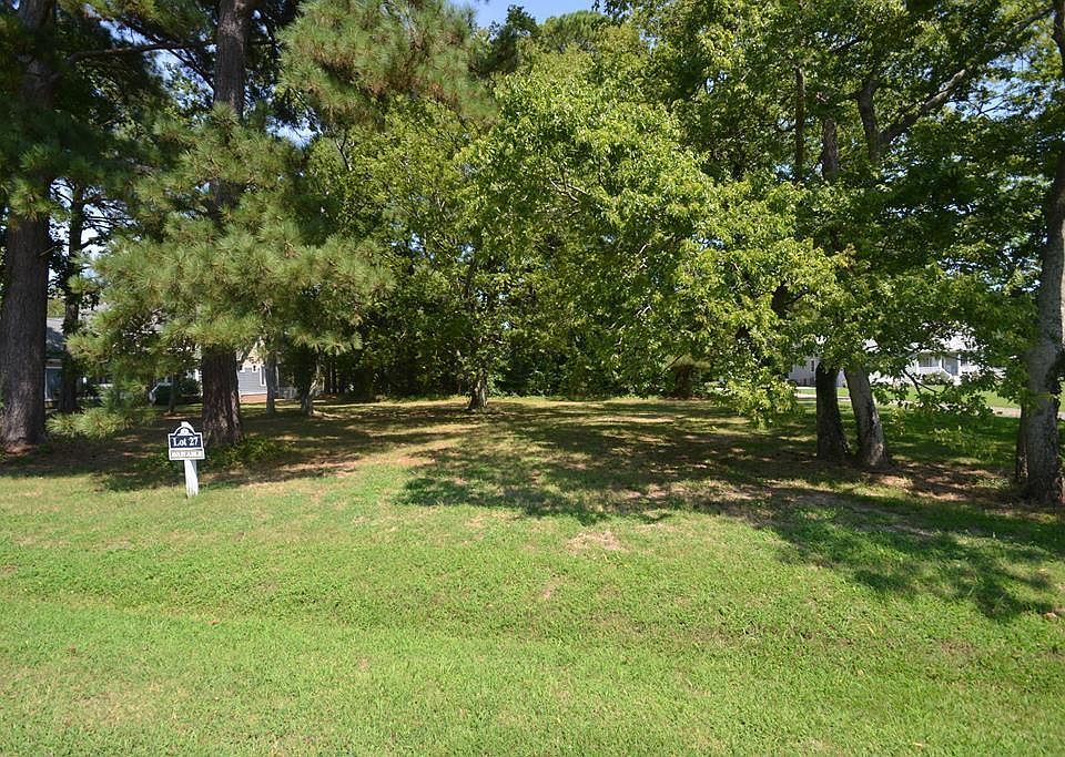 1st image of 27 Kings Ct