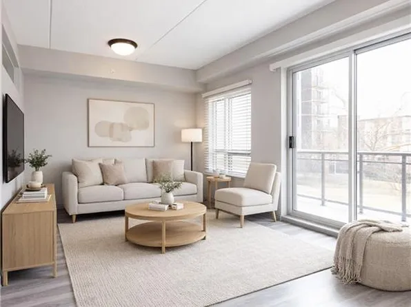 275 Larch St #F212, Waterloo, ON N2L 3R2