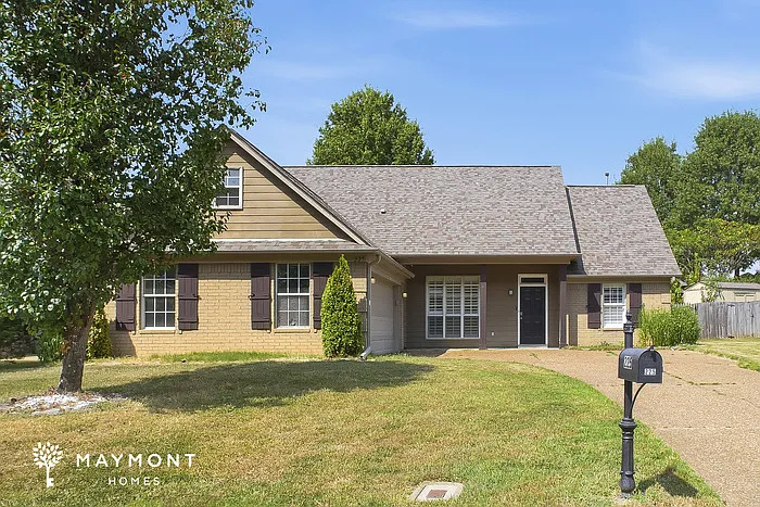 225 Winding Creek Dr