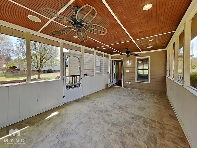613 Jordan Ridge Ln — Photo 18
