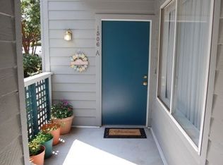 1506 Summerchase Ct APT A, Reston, VA 20194