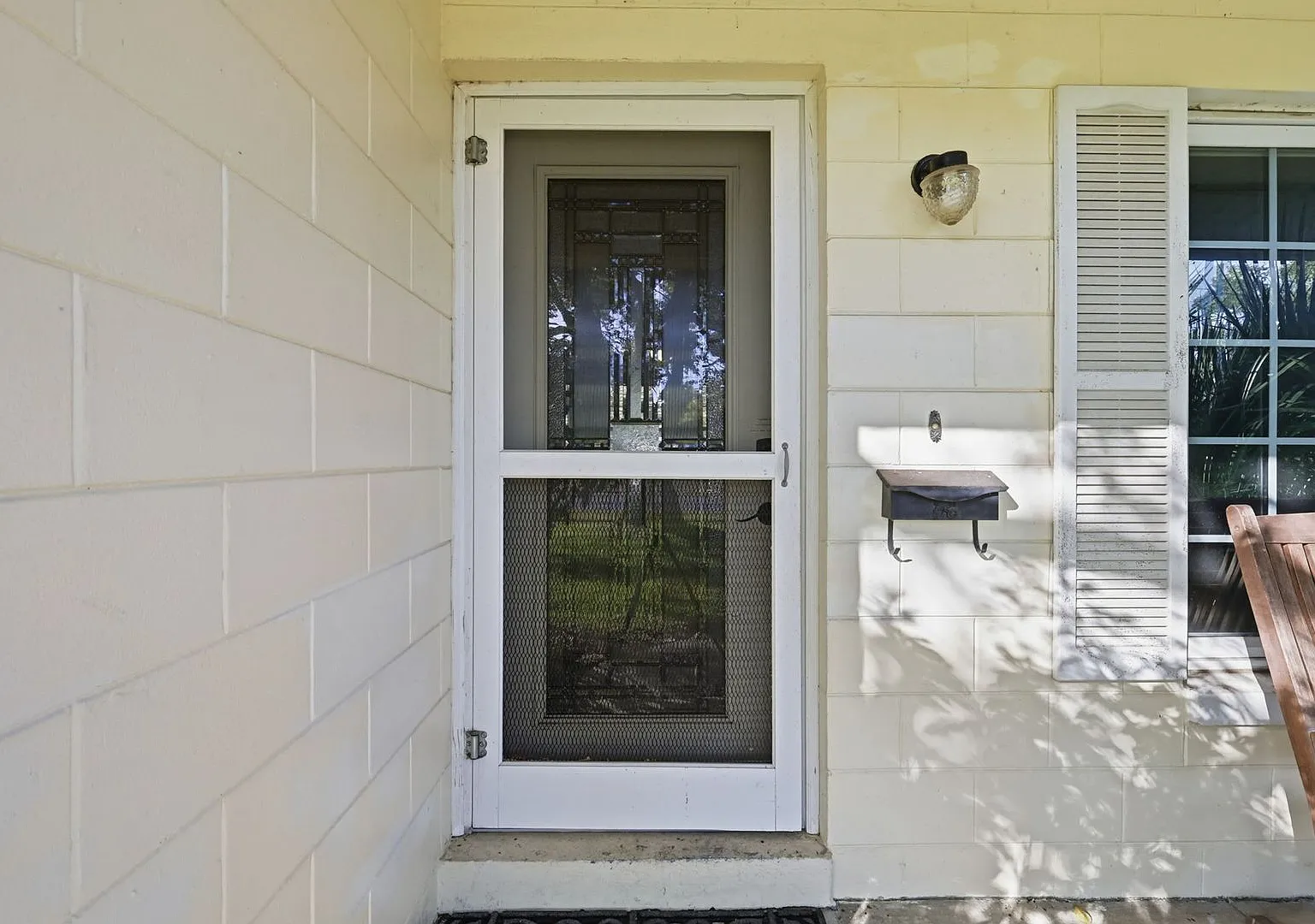 Charming 3 Bedroom Home in Mount Dora Available Now! — Photo 2