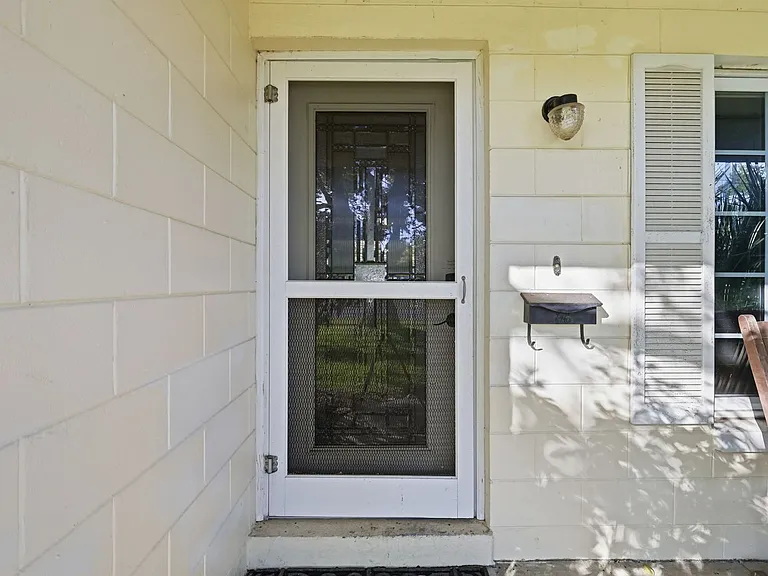 2901 Eastland Rd — Photo 2