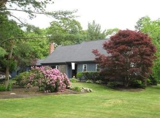 4 Sassamon Cir, Lakeville, MA 02347