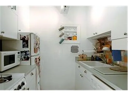 Rented by Douglas Elliman | media 4