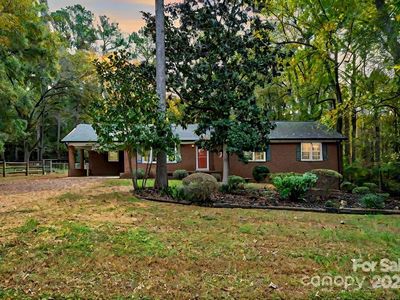 1207 S Poplar St, Landis, NC, 28088