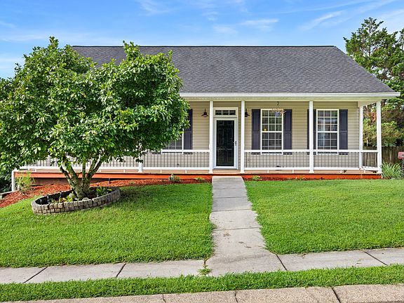 2nd image of 1089 Fuller Glen Cir