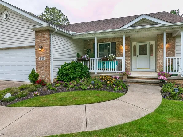 5700 Primavera Dr, Mentor, OH 44060